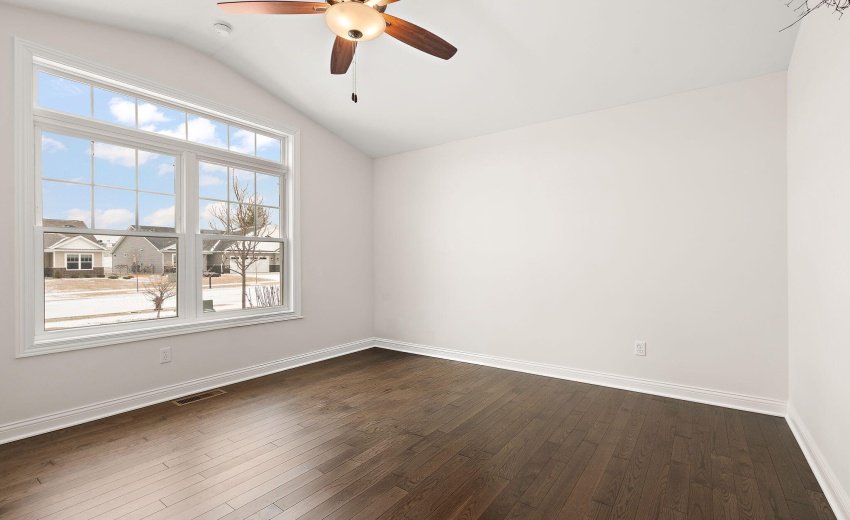 25-web-or-mls-DSC01157 (2)