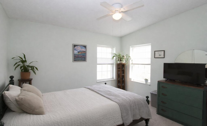 1392 W 300 North bed 2