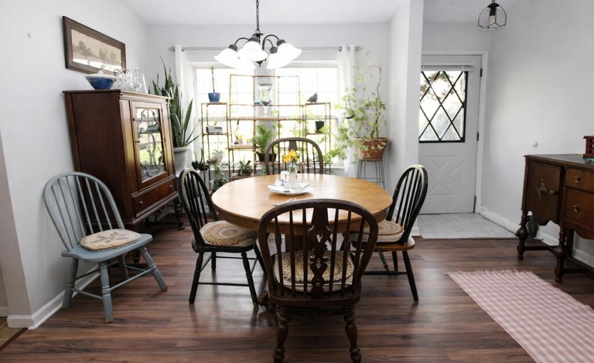 1392 W 300 North dining room