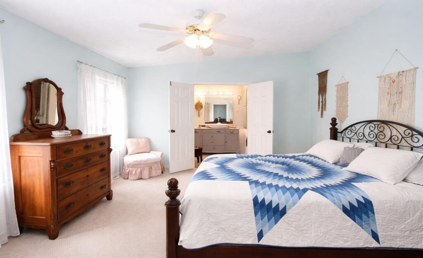 1392 W 300 North primary bedroom