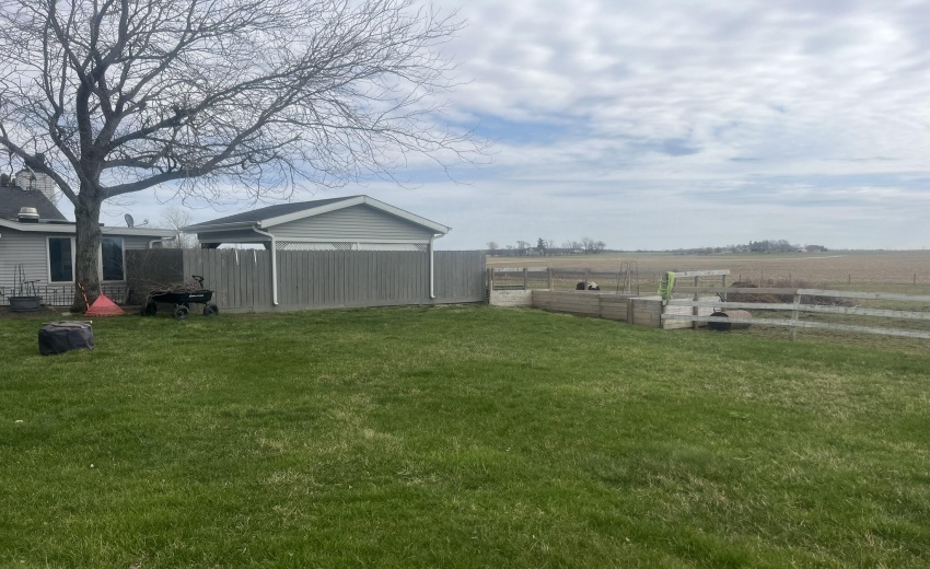 Back yard fenced area
