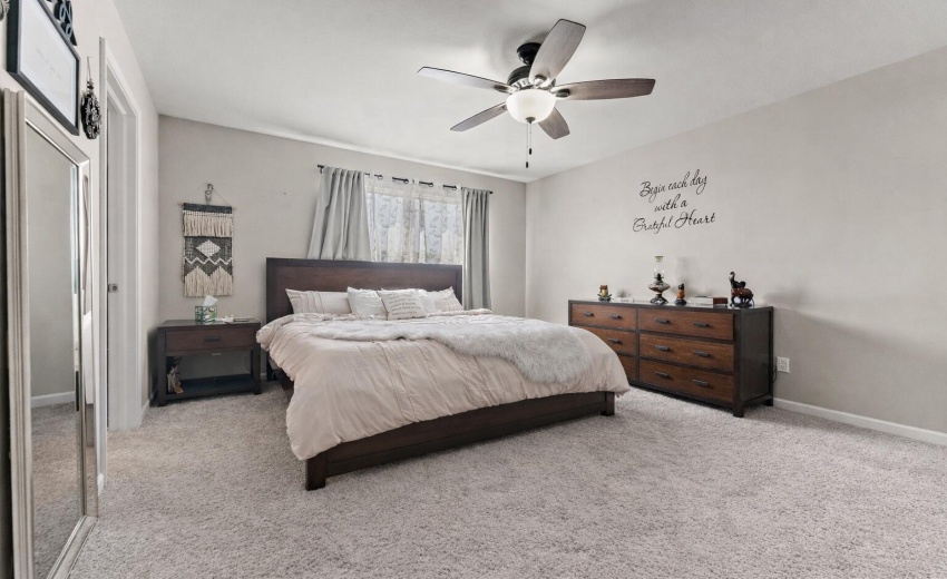 68EB74CD-C481-47FC-923A-EC642FC26A29