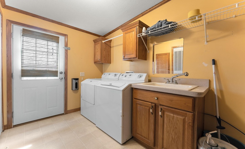 Utility Room with Large Sink