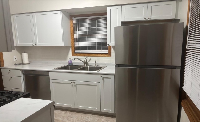 Kitchen counter area - light unplugged