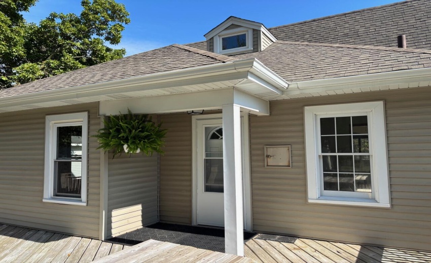 Back door entrance - deck