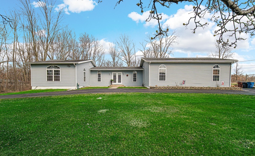 1395 Waverly