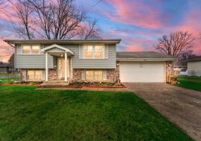 4432 15th Street, Hobart, Indiana, 4 Bedrooms Bedrooms, 9 Rooms Rooms,2 BathroomsBathrooms,Residential,For Sale,15th,NRA836430