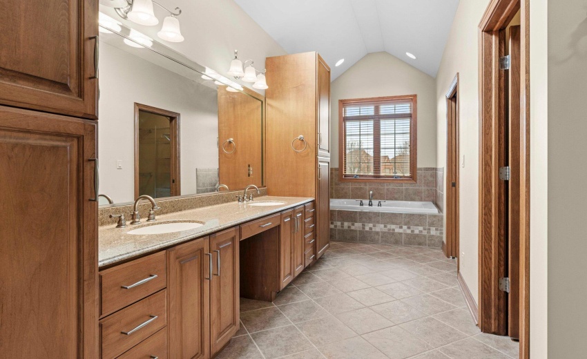 21-web-or-mls-DSC02462