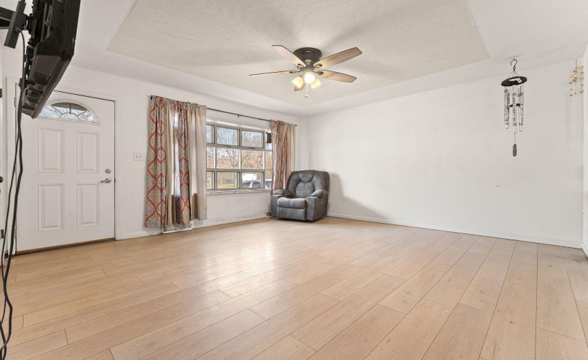 6-web-or-mls-DSC02300