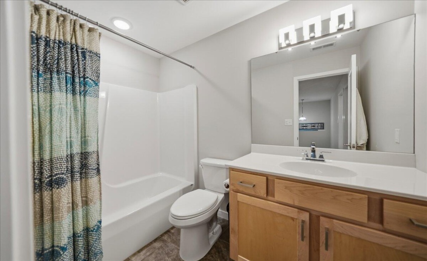 Upper level full bathroom