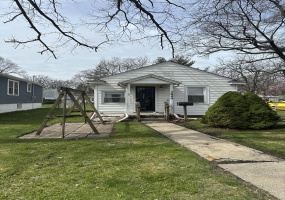 2640 Laporte Street, Lake Station, Indiana, 2 Bedrooms Bedrooms, 5 Rooms Rooms,1 BathroomBathrooms,Residential,For Sale,Laporte,NRA836513