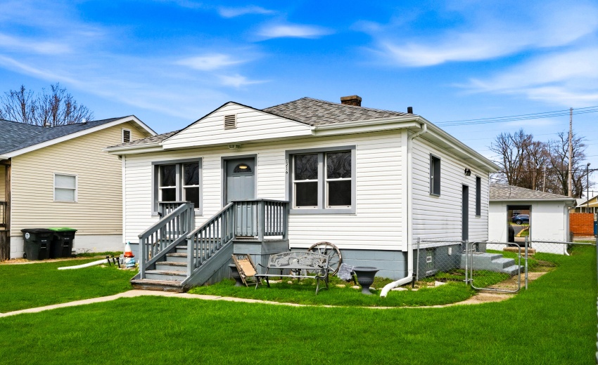 1216W37thPl_Hobart-16