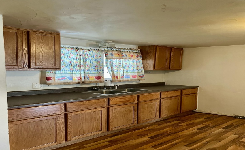 7123A6C0-7FE7-427A-BC3E-89AD6A2452AE_1_2