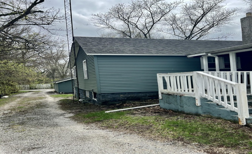 EA9412F4-EB00-4A29-873F-E00CAAA9B501_1_2