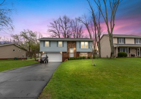 1802 Forest Lane, Crown Point, Indiana, 3 Bedrooms Bedrooms, 7 Rooms Rooms,2 BathroomsBathrooms,Residential,For Sale,Forest,NRA836576