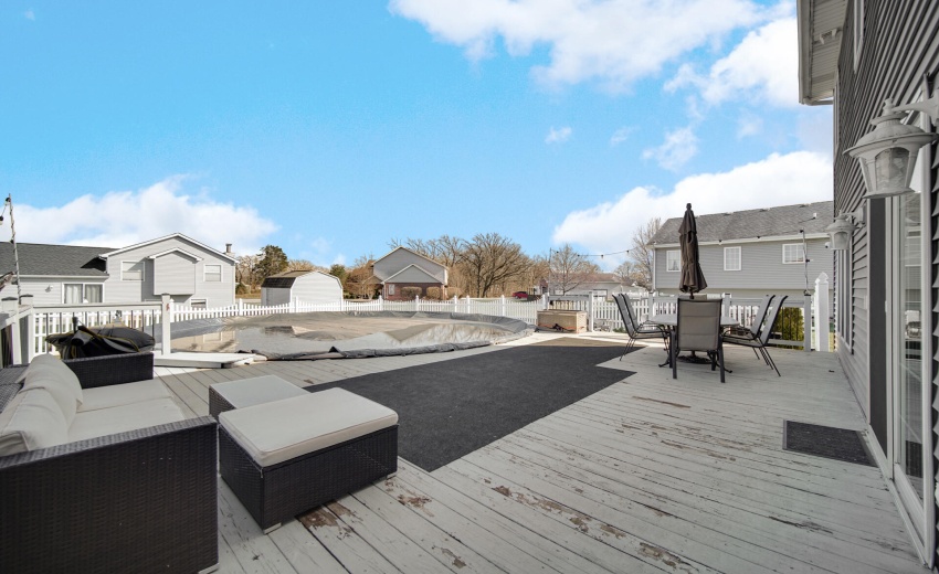 D2FCDC4F-B976-4607-B1CA-3AE98C2353BF