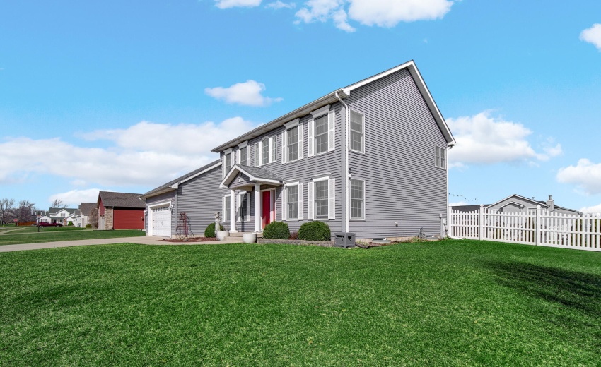 DCF53660-1B22-4EC1-AC9E-34C4A067C7C9