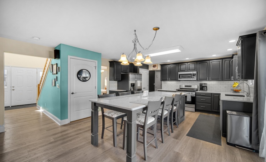 5D07C480-58DF-4596-B45B-D6C657A27221