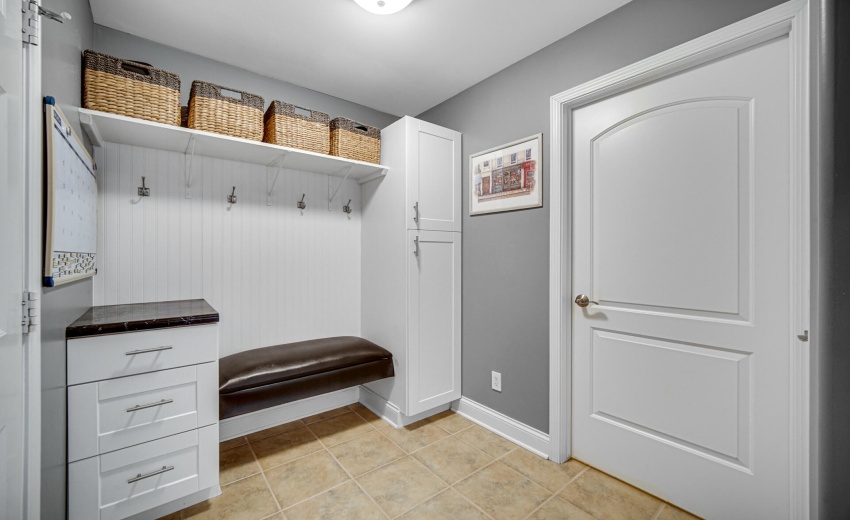 FEFA668F-EA7D-4F91-919C-E13A3B20C4E0