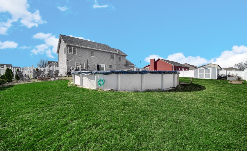 8BF465B3-CF94-4FC2-B26E-9F2D9567E0A3