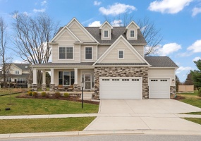 2017 Wildwood Court, Chesterton, Indiana, 3 Bedrooms Bedrooms, 9 Rooms Rooms,3 BathroomsBathrooms,Residential,For Sale,Wildwood,NRA836598