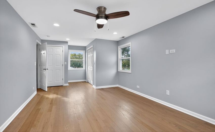 24_8318_Howard_Ave_Munster_IN_46321_USA-