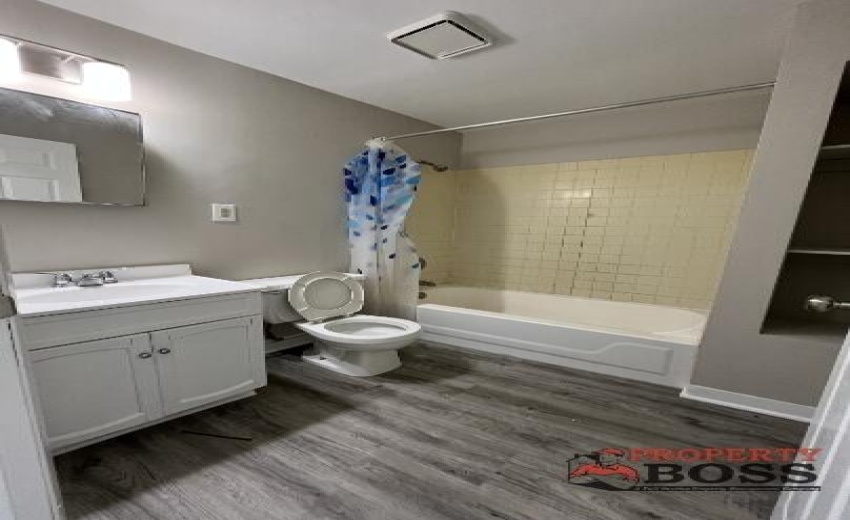 f7d57ed1-768d-4b6b-ab32-30bc2e09a6b2