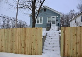 4001 Virginia Street, Gary, Indiana, 2 Bedrooms Bedrooms, 6 Rooms Rooms,1 BathroomBathrooms,Residential,For Sale,Virginia,NRA836585