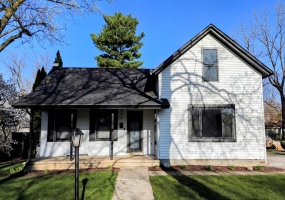 506 Locust Street, Valparaiso, Indiana, 3 Bedrooms Bedrooms, 6 Rooms Rooms,2 BathroomsBathrooms,Residential,For Sale,Locust,NRA836626 506 Locust Street, Valparaiso, Indiana, 3 Bedrooms Bedrooms, 6 Rooms Rooms,2 BathroomsBathrooms,Residential,For Sale,Locust,NRA836626