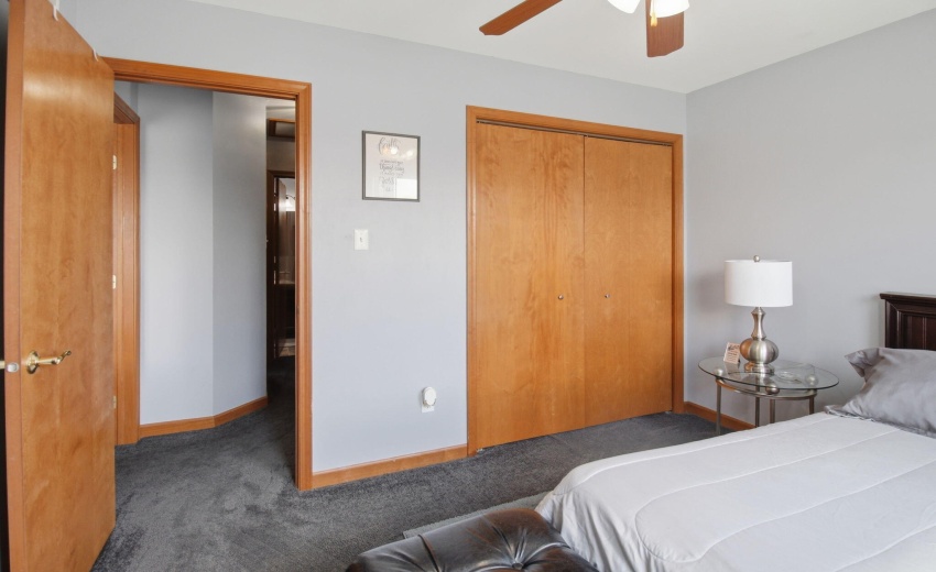 17-web-or-mls-img_0080 toni b. (sharon)