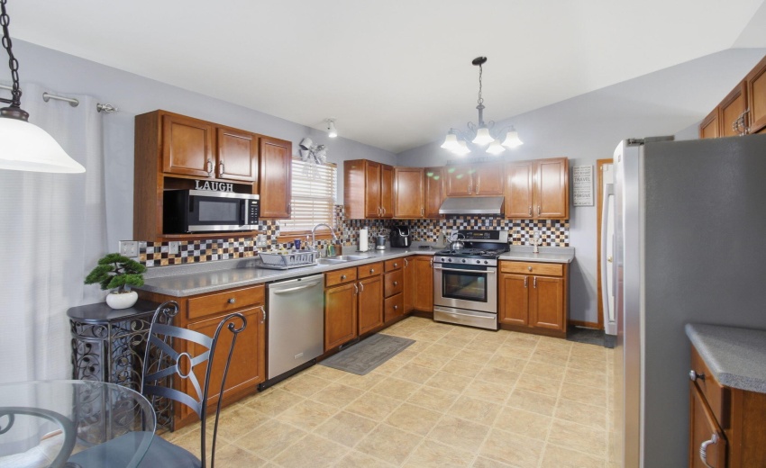 11-web-or-mls-img_0011 toni b. (sharon)