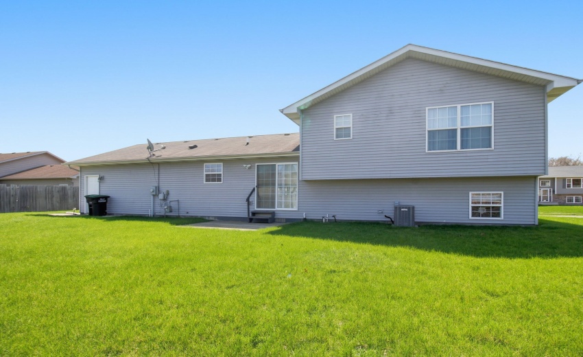 33-web-or-mls-img_0158 toni b. (sharon)