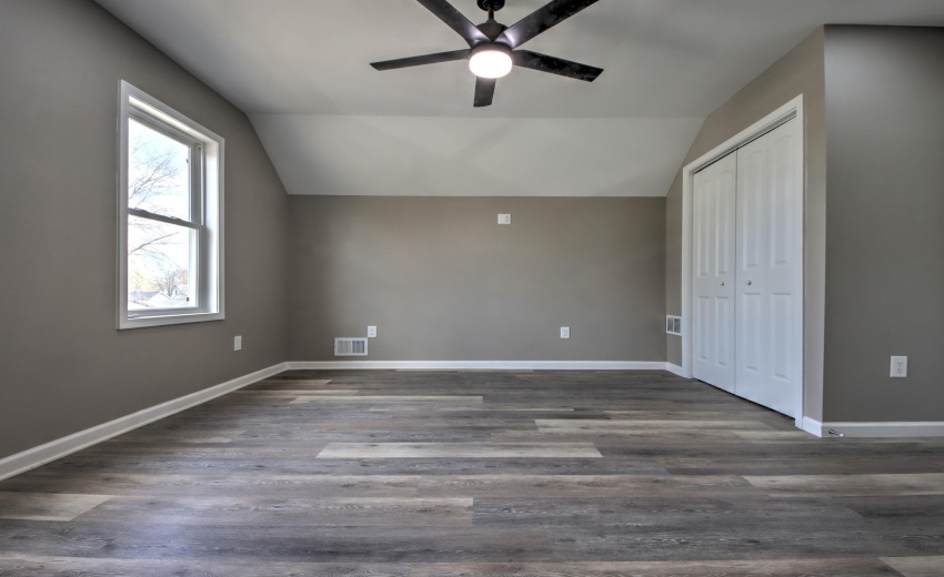 IMG_9109_10_11_12_13_14Interior 3