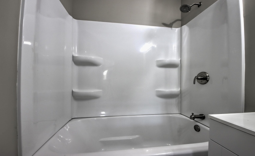 IMG_9205_06_07_08_09_10Interior 3