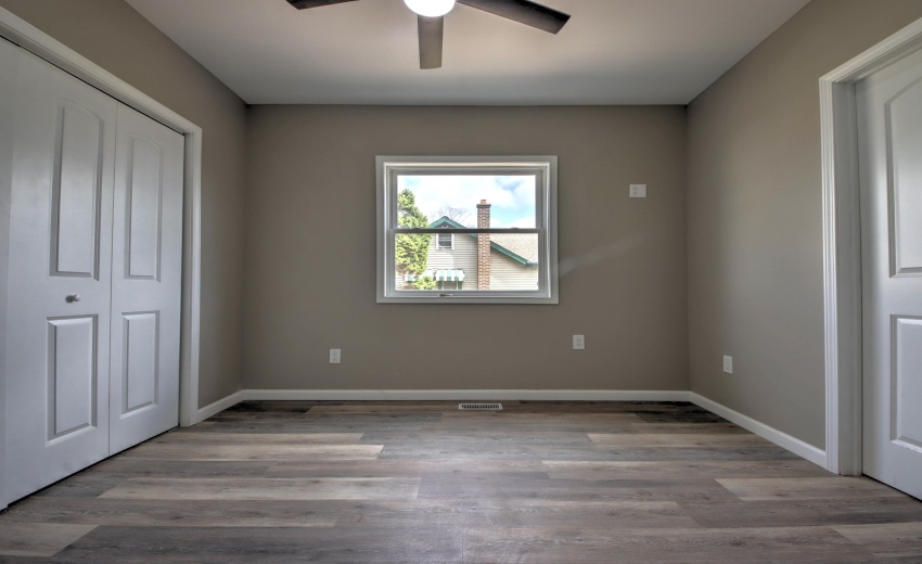 IMG_9049_50_51_52_53_54Interior 3