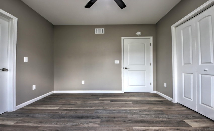 IMG_9061_2_3_4_5_6Interior 3