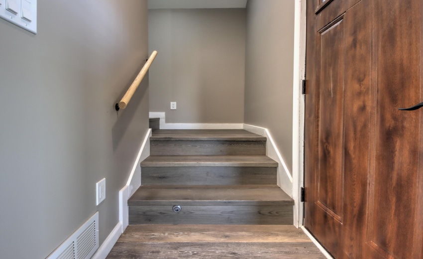 IMG_9097_098_099_100_101_102Interior 3