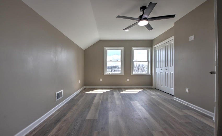 IMG_9139_40_41_42_43_44Interior 3