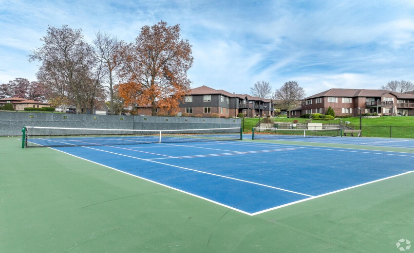 lakes-of-the-four-seasons-winfield-in-14