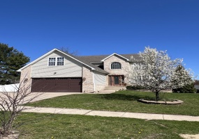 2656 Calaveras Drive, Valparaiso, Indiana, 5 Bedrooms Bedrooms, 11 Rooms Rooms,4 BathroomsBathrooms,Residential,For Sale,Calaveras,NRA836661