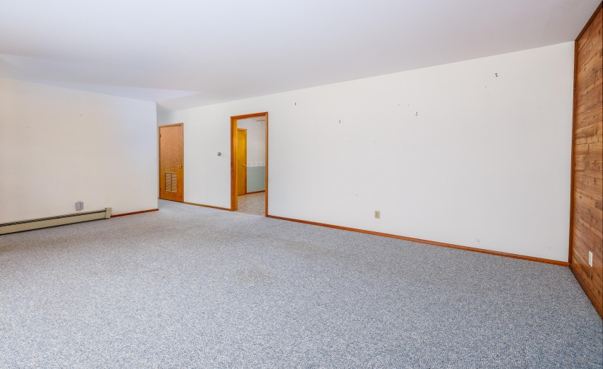 302 E Holley Kentland-4