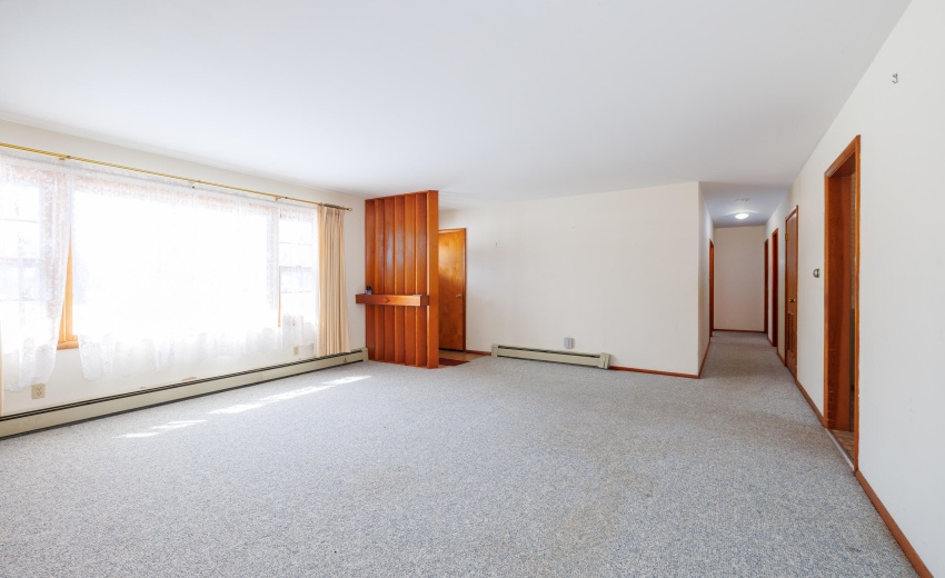 302 E Holley Kentland-3