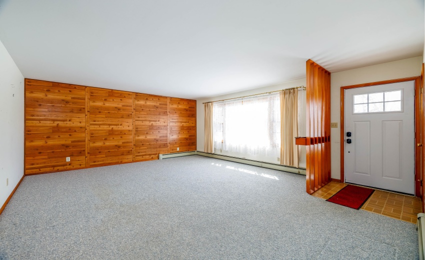 302 E Holley Kentland-2