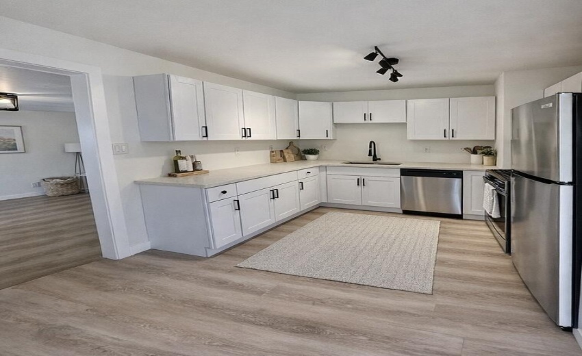 C8D43451-47EC-4E67-9B79-C93E8DD7A5D1