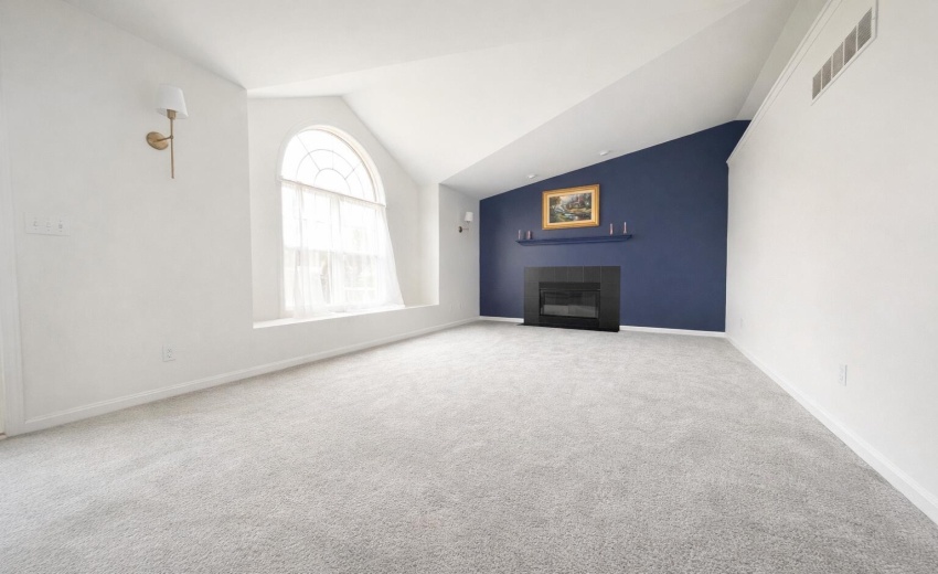 DP Empty Living Room