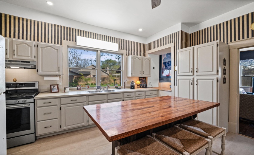 kitchen 3