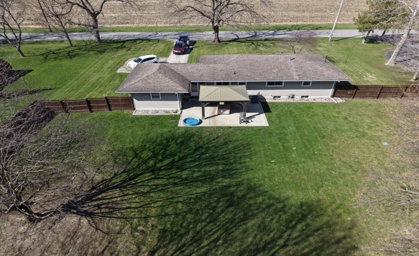 FD1C1F24-F431-4A51-B19F-0FA0A8BEA7DE_com