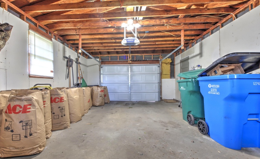 IMG_9465_66_67_68_69_70Interior 3