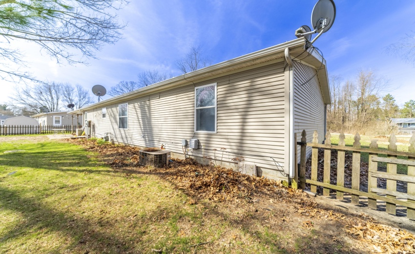 PRear550E#7RESHOOT0009