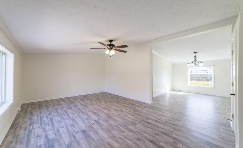 DEntry550E#7RESHOOT0017